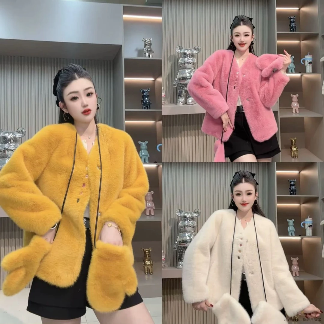 环保水貂时尚短款圆领皮毛加秋冬新款适合年轻人群的2025外套