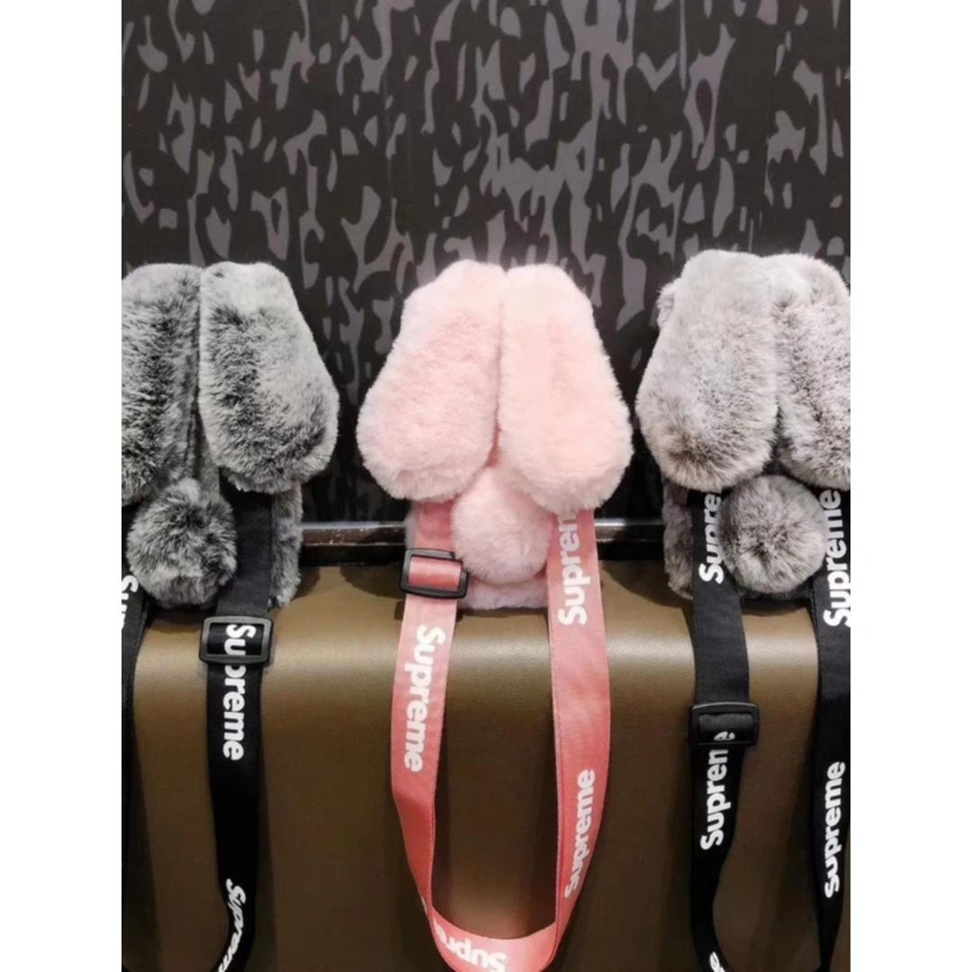 手机壳15女斜跨14Pro毛茸茸13po防摔全包14个性创意13套可爱潮女