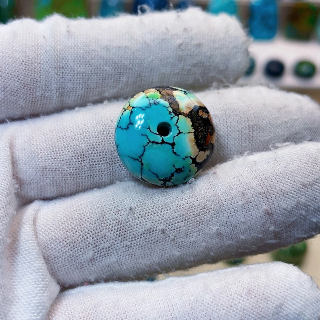 绿松石未镶嵌饰品