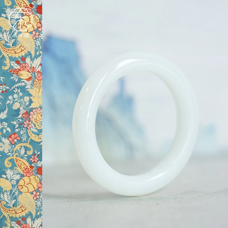 东方俪DOFUNLY【皓月】和田玉手镯简约时尚精美WYSZ霁月