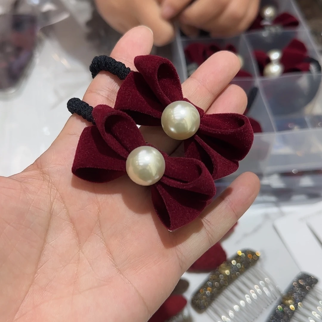 布艺非金属T03红色丝绒蝴蝶结发绳2个
