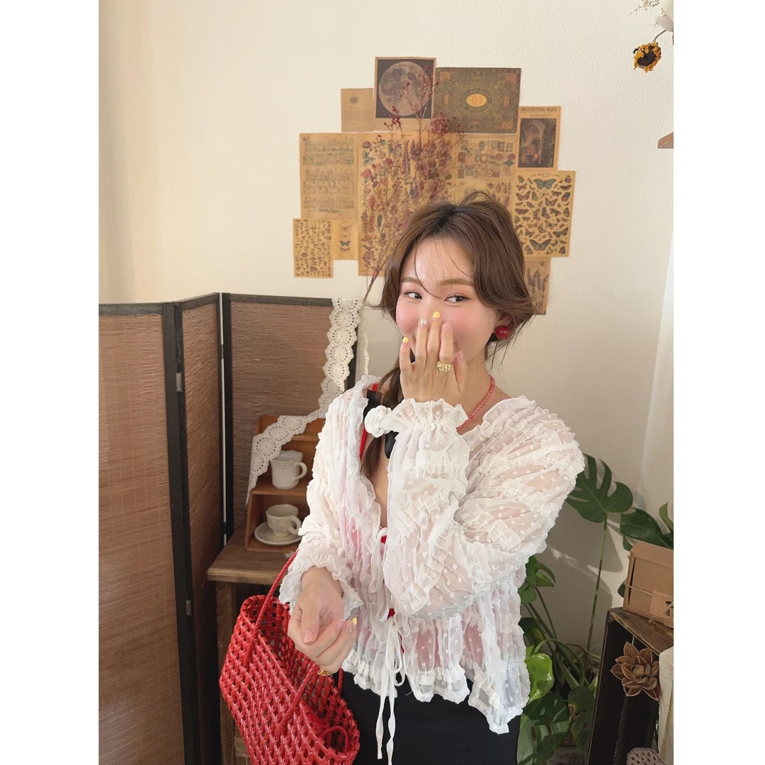 智英欧尼儿【白色衬衫五一旅游出街衣服防晒衫长袖蕾丝开衫网红女】