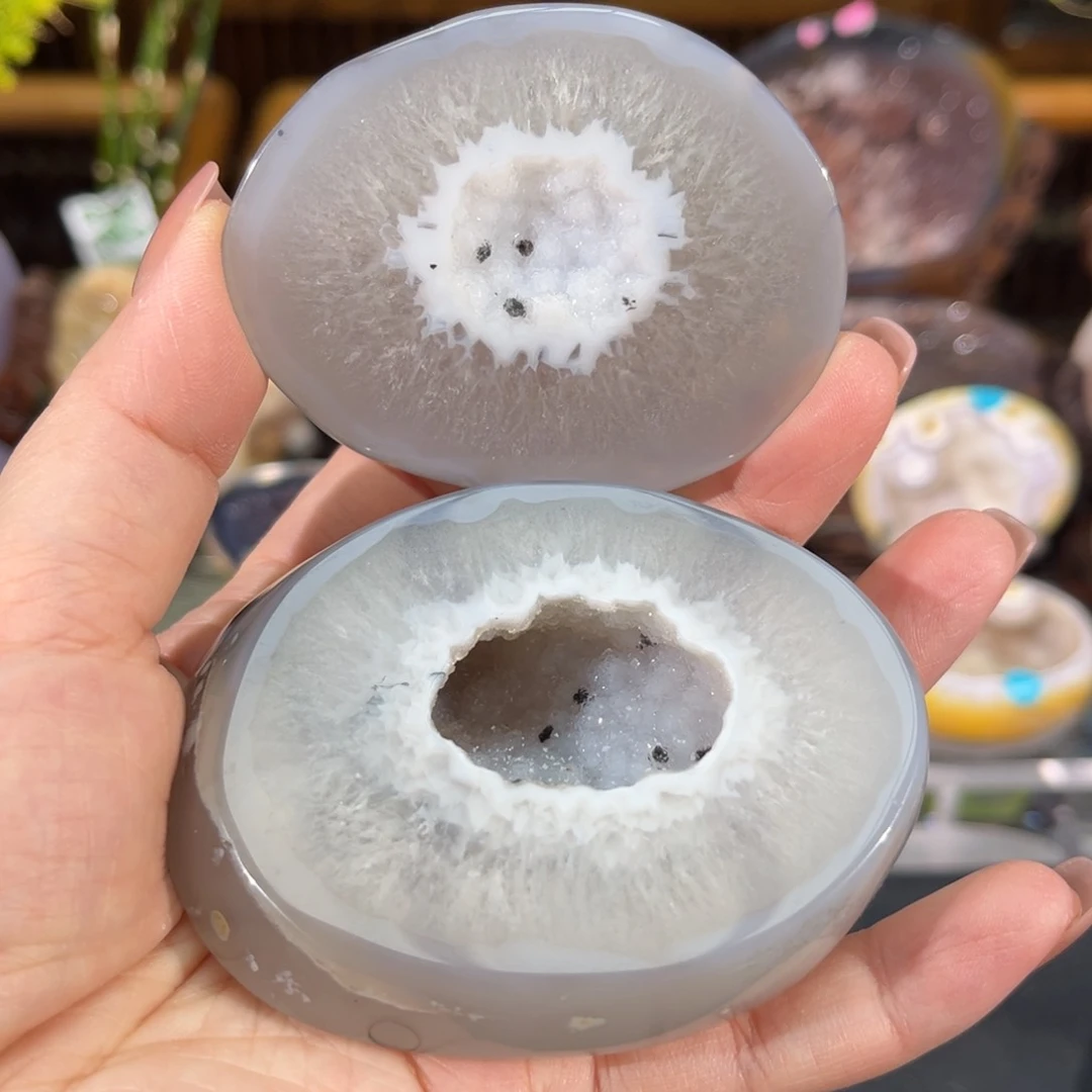 未镶嵌水晶大型摆件（非配饰）