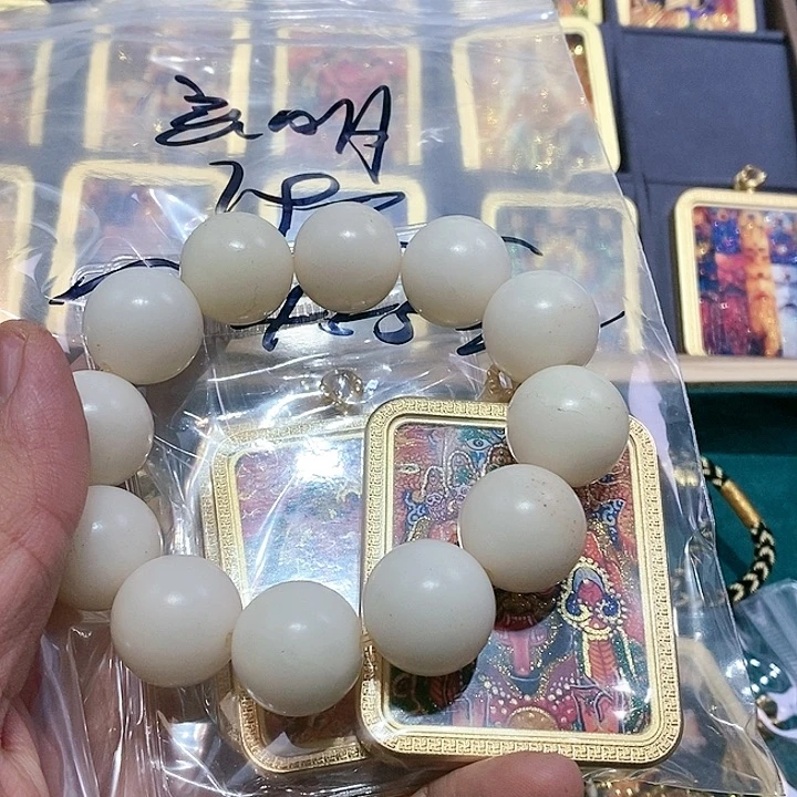 白玉菩提手串?****?4552男女同款