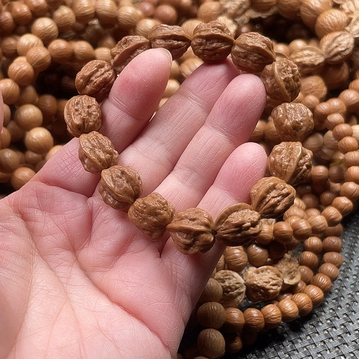 T***H猴头核桃手串1.3蛤蟆头