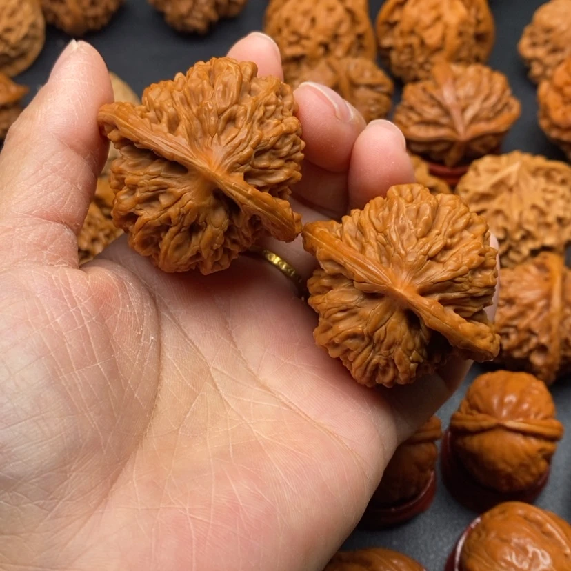 【闪购商品】文玩核桃把件45篓子