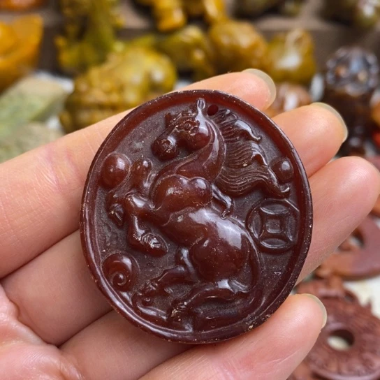 蛇纹石玉未镶嵌颈饰07