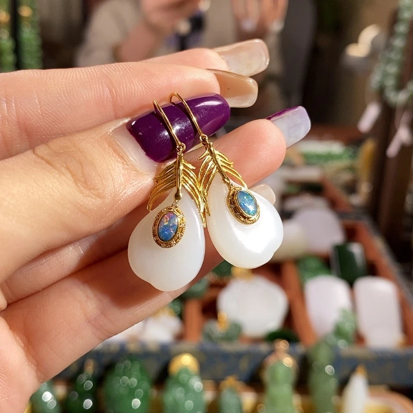 【闪购商品】吊坠(不含链)18K金镶嵌和田玉耳饰