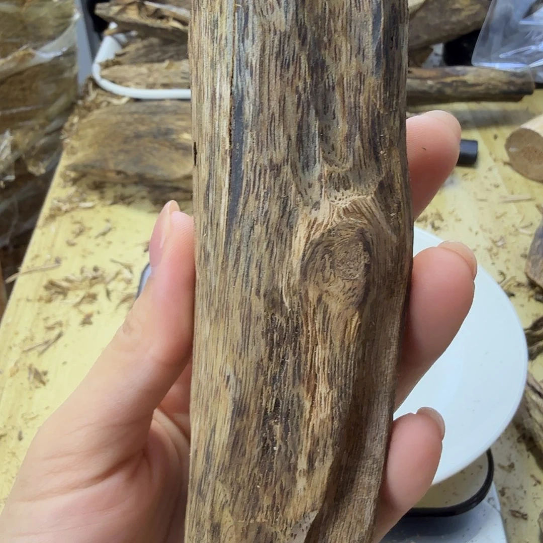 木绿奇楠虫漏36克