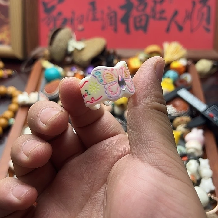 非金属彩绘蝴蝶开口跑环