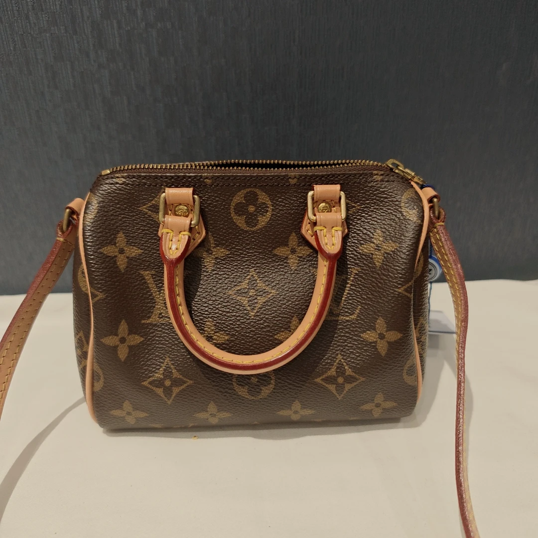95新 LouisVuitton/路易威登 LV时尚女士斜挎包yy1535 7274
