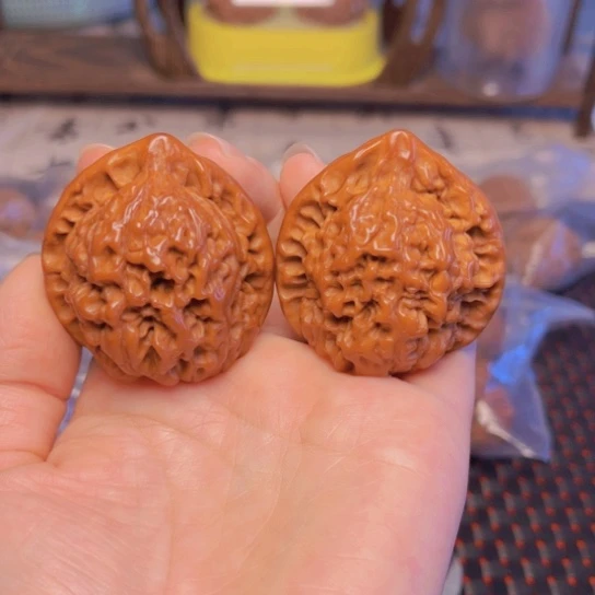 文玩核桃吊坠官帽