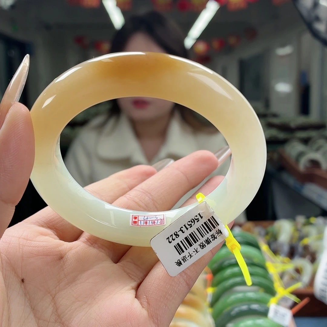 和田玉未镶嵌手镯5556