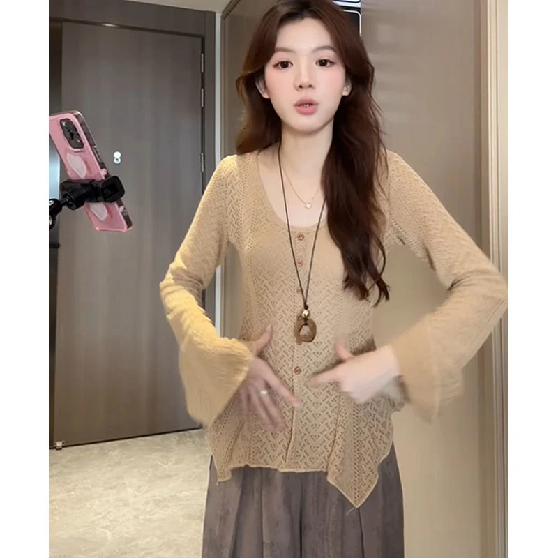 时尚早秋轻熟风气质排扣不规则T恤喇叭袖法式慵懒风温柔风上衣女