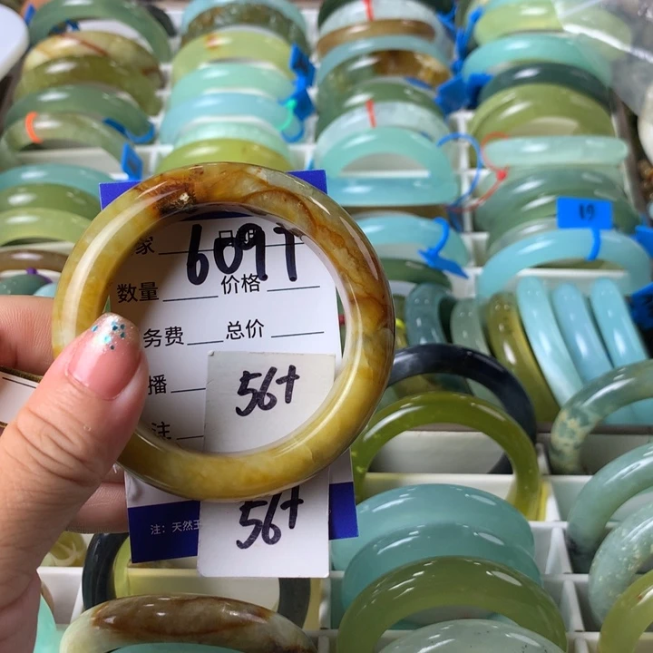 蛇纹石玉未镶嵌手镯6097