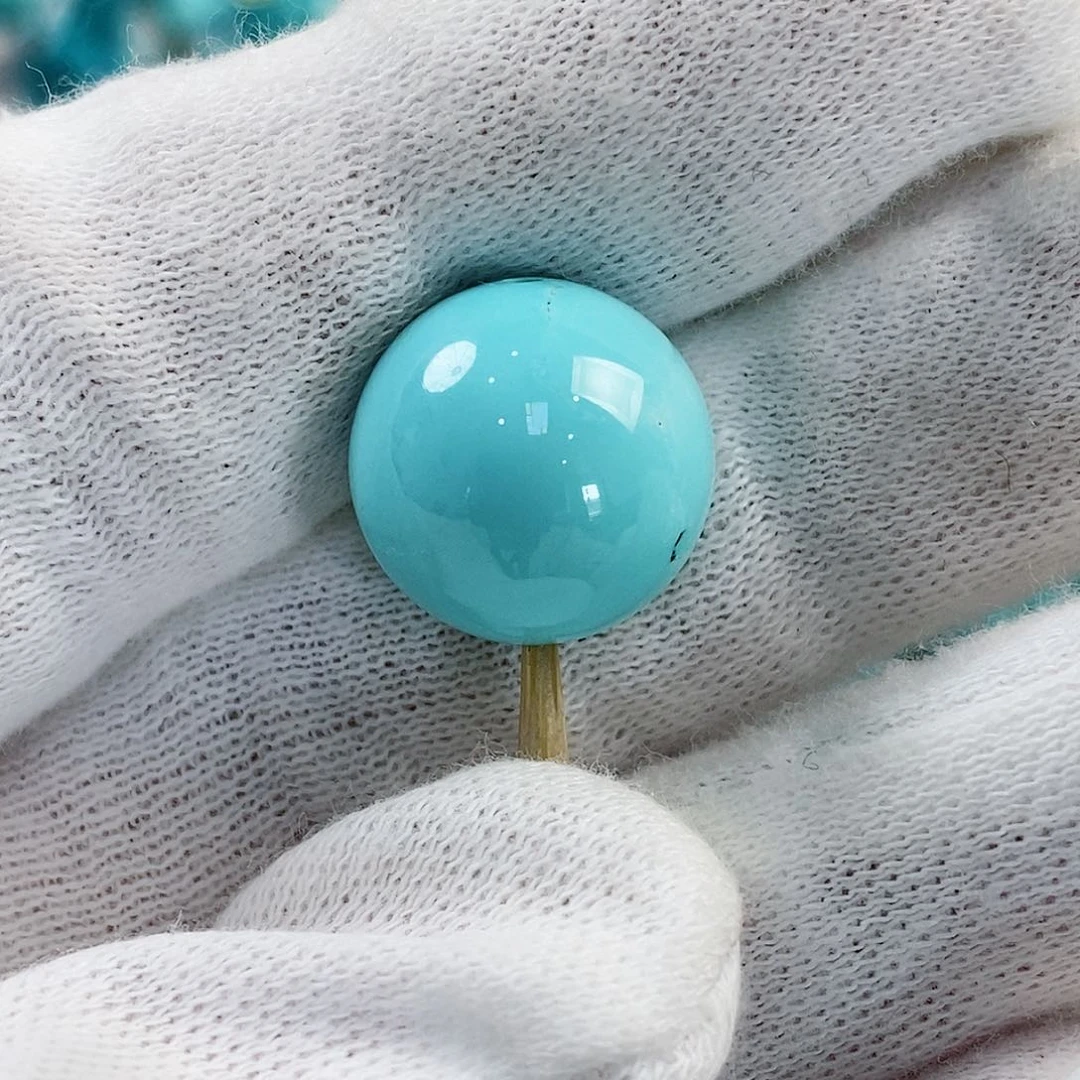 绿松石珠宝奇石未镶嵌陈**?