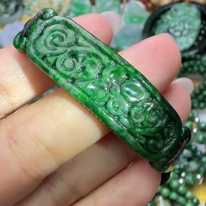 翡翠未镶嵌颈饰天然A货397