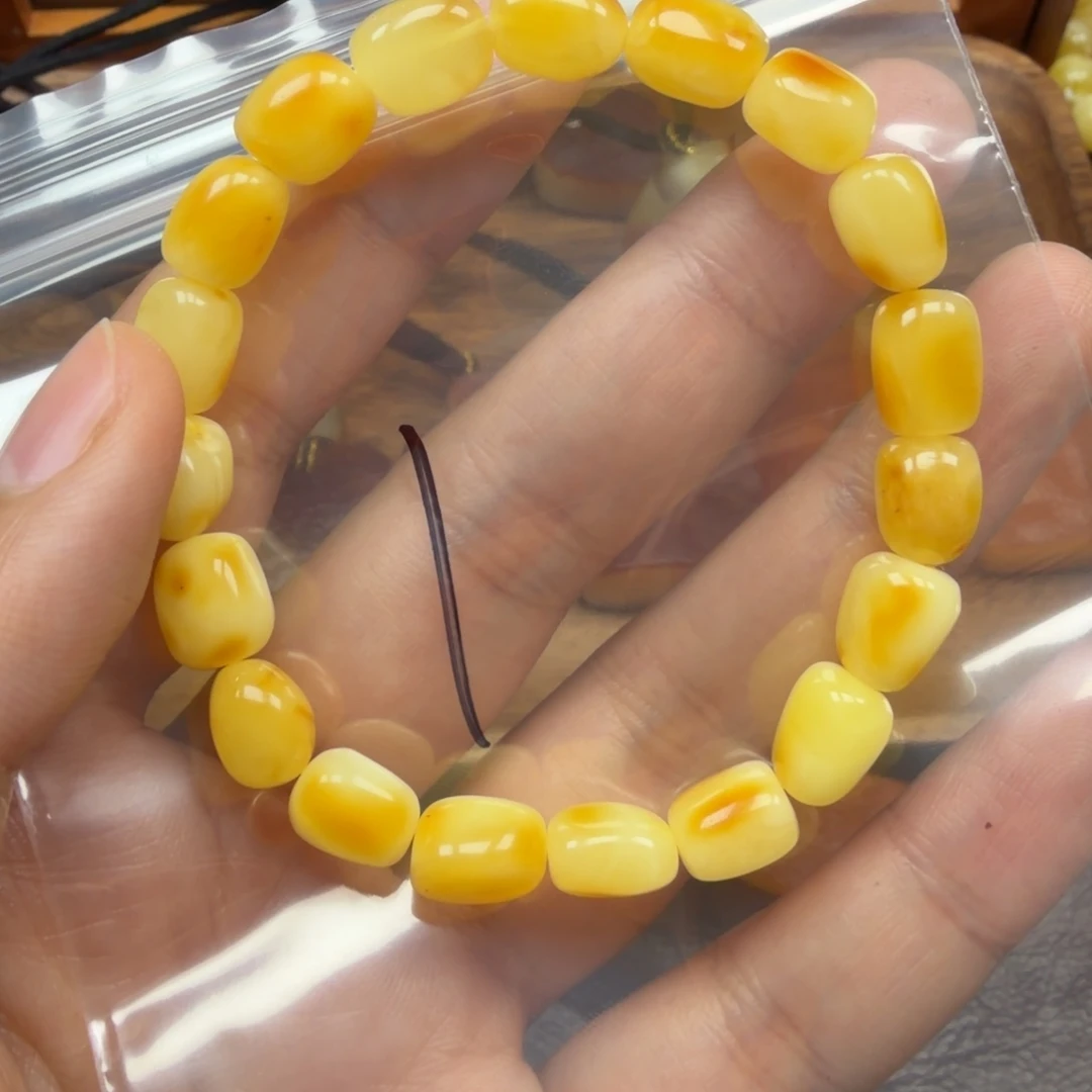 琥珀未镶嵌吊坠(赠链)