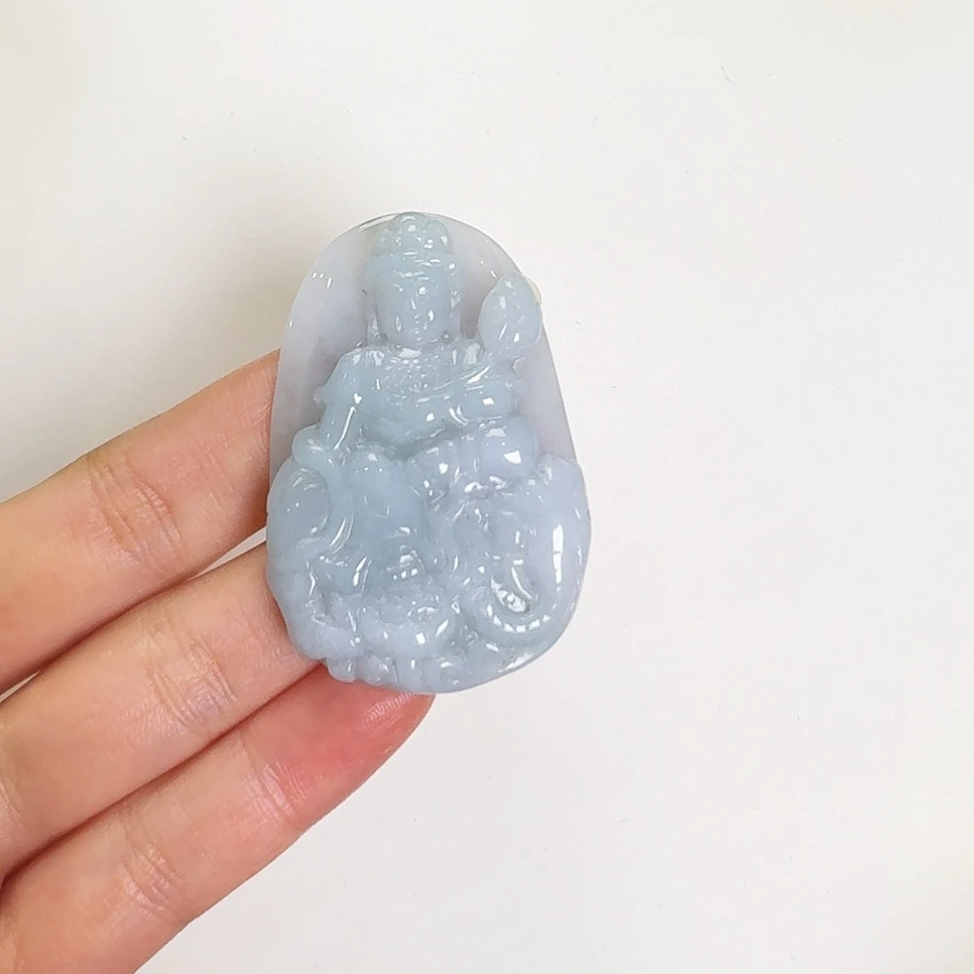 翡翠颈饰未镶嵌观音牌