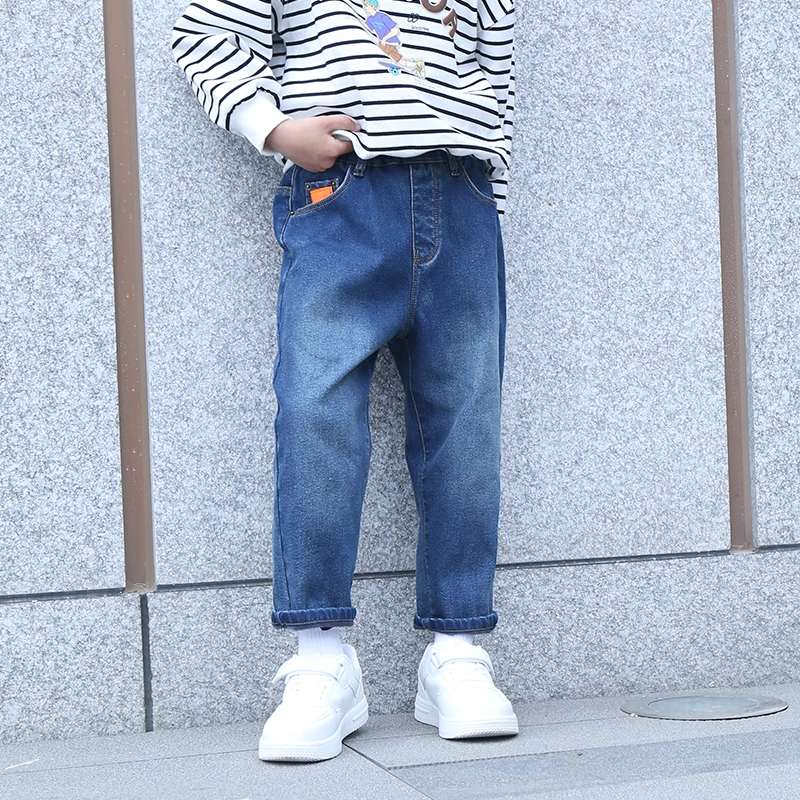 男童牛仔裤春秋款2025新款中大儿童休闲裤子直筒痞帅男孩春季长裤