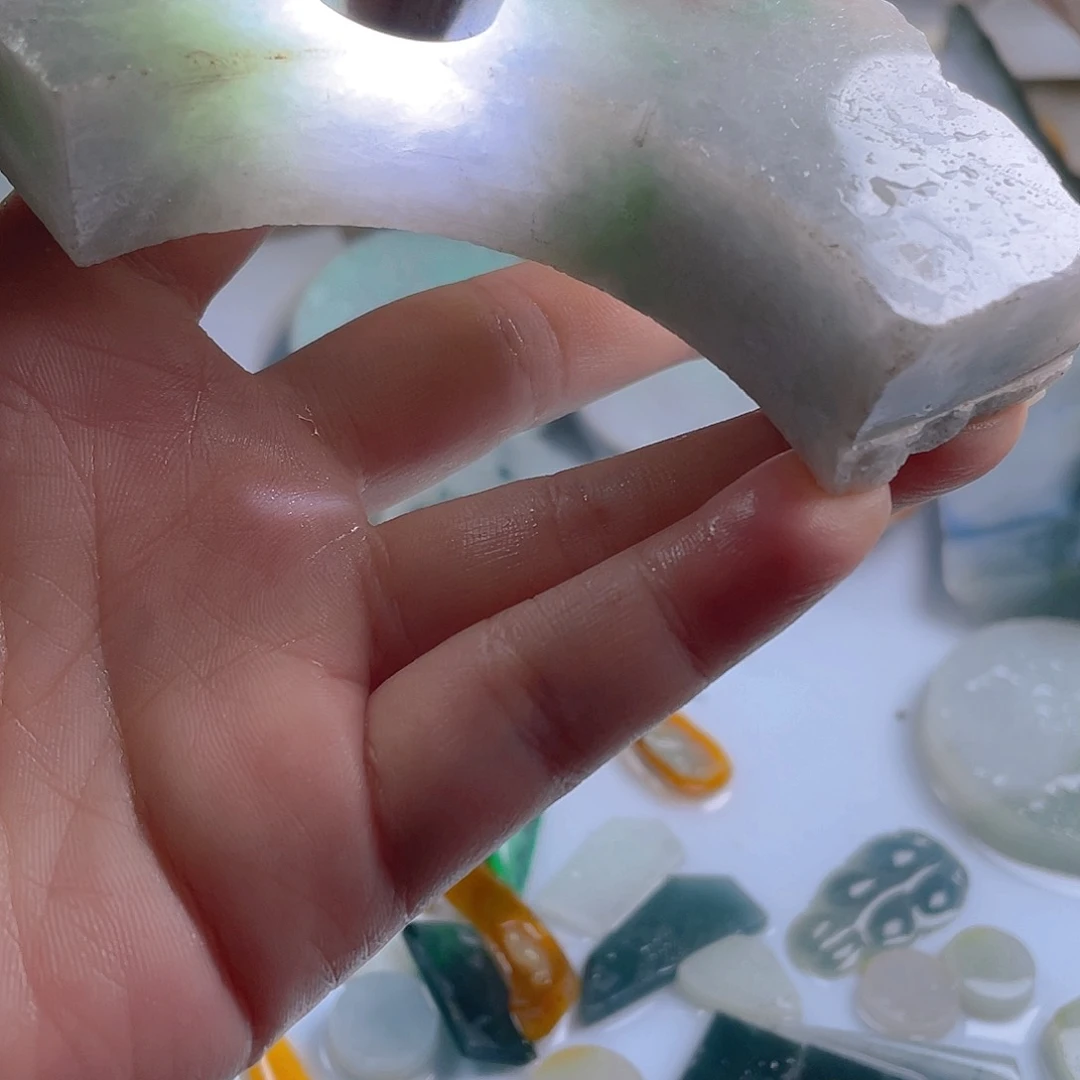 颈饰未镶嵌翡翠a