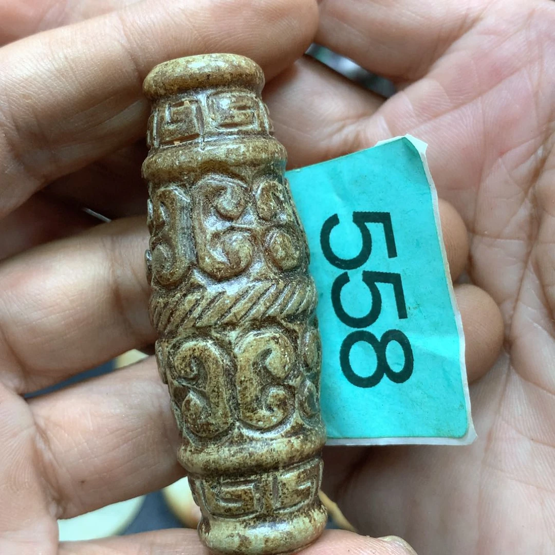 未镶嵌和田玉挂件