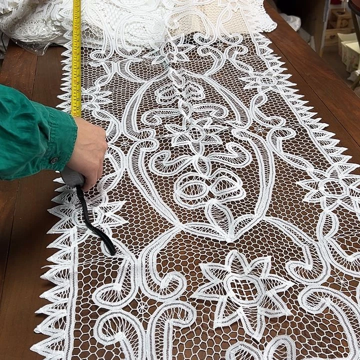 毛绒027-2片白色。