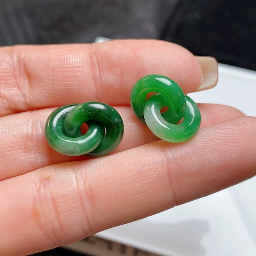翡翠未镶嵌耳饰飘绿小双环