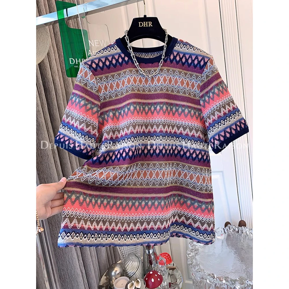 胖妹妹240斤大码别致曲线彩条纹短袖上衣女夏季设计感宽松遮肉T恤