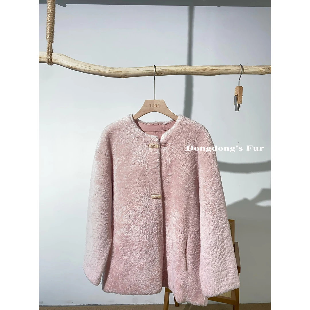 羊毛皮毛一体上衣女装设计师保暖时尚