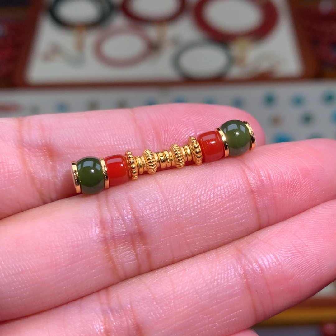 南红玛瑙未镶嵌颈饰