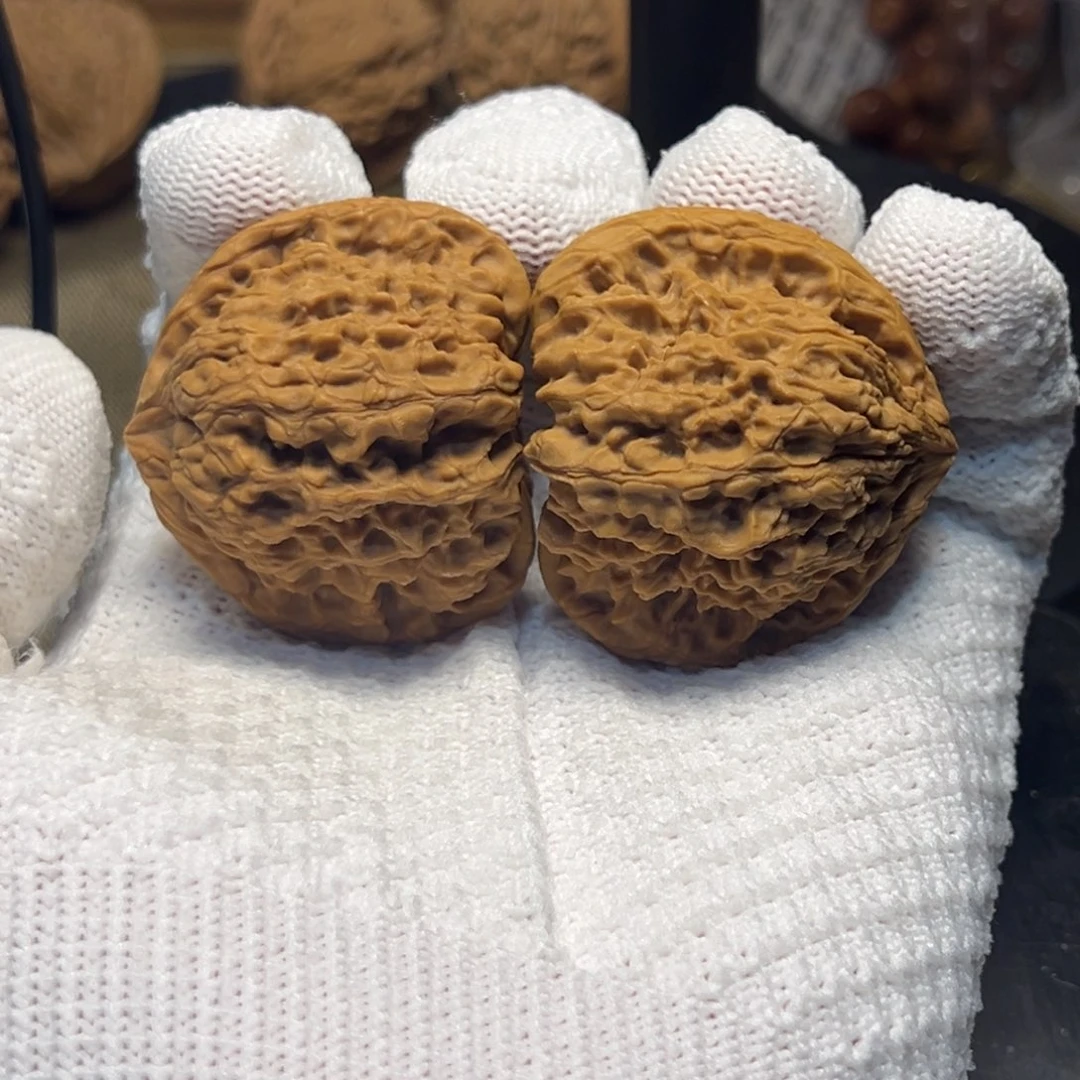 文玩核桃吊坠81号 43.5涿鹿角疆 微微色差