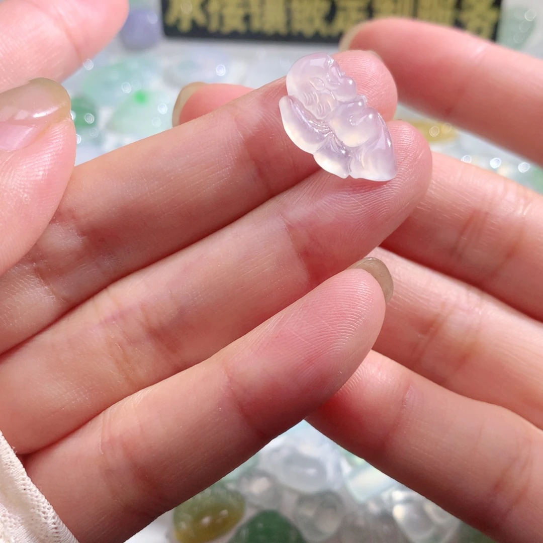 颈饰未镶嵌翡翠小仙女