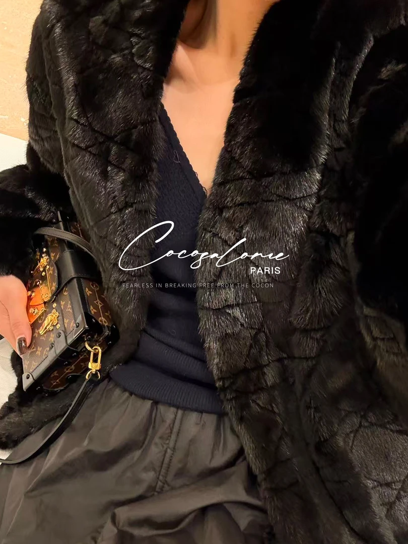 韩彬彬"丹麦黑貂"轻奢臻藏级丹麦进口水貂绒皮毛一体短外套3180-3