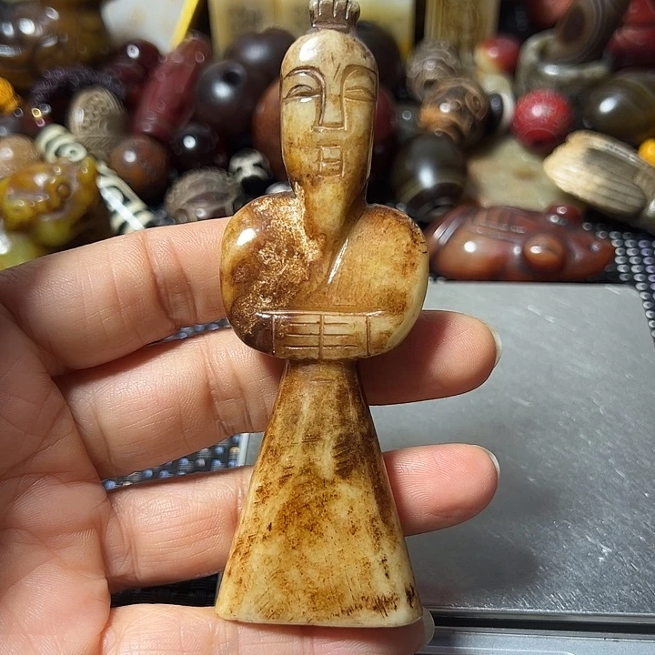 和田玉（糖玉）未镶嵌挂件