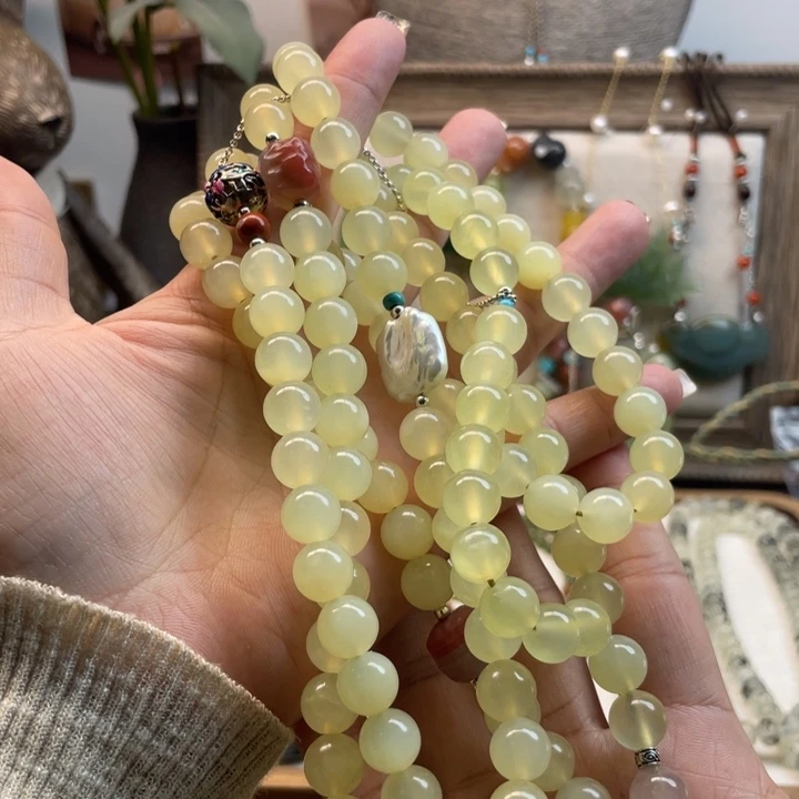 蛇纹石玉吊坠未镶嵌叄*