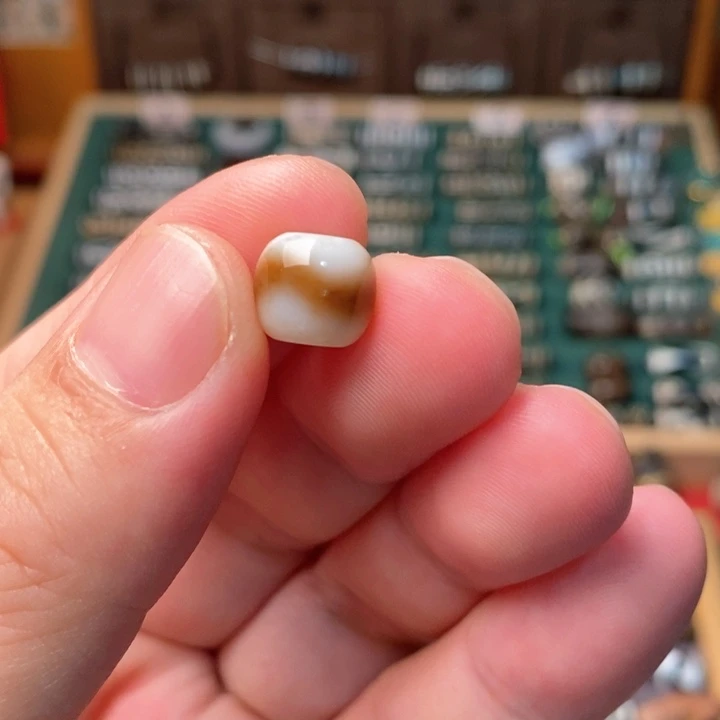 未镶嵌玛瑙/玉髓珠宝半成品