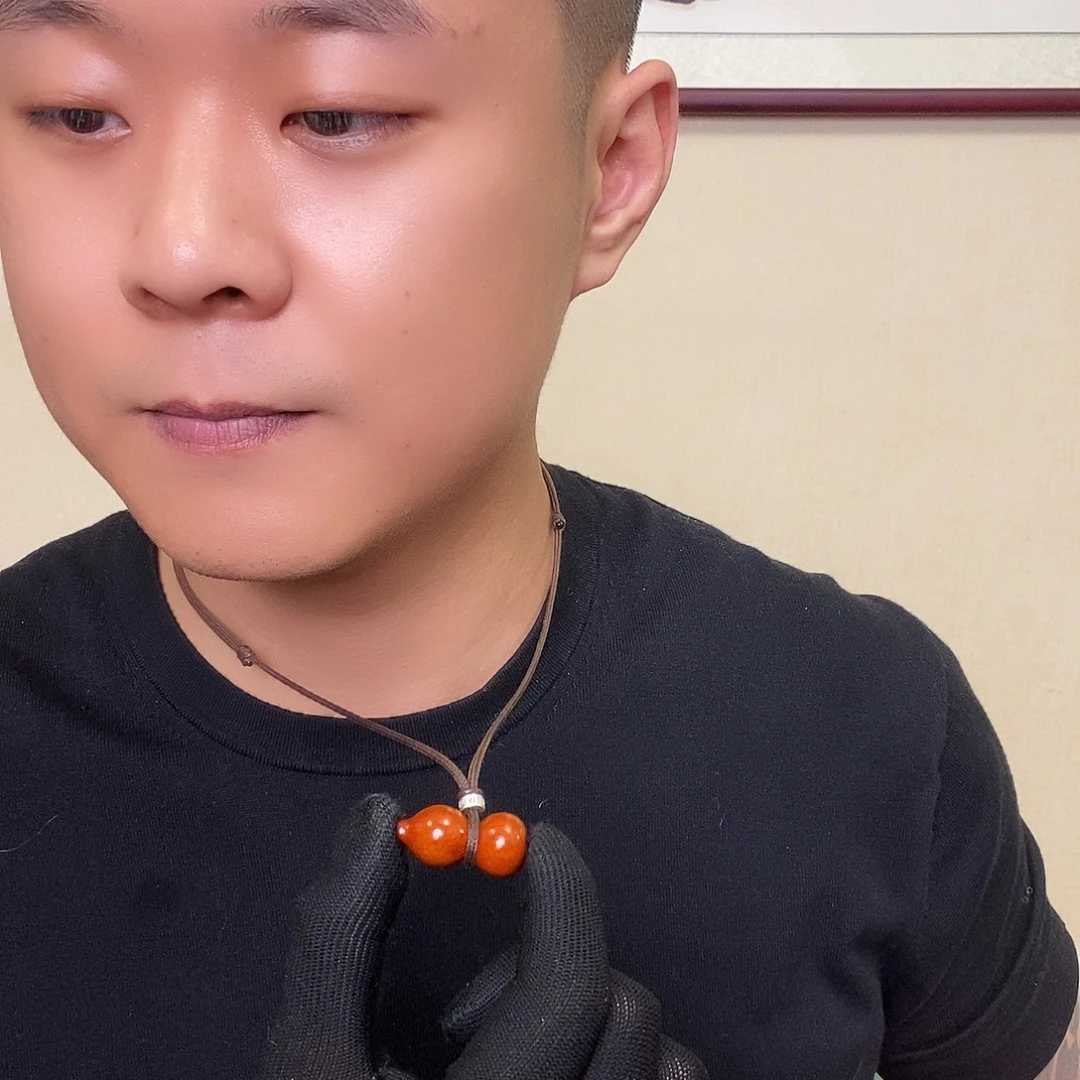 精品草里金葫芦脖挂