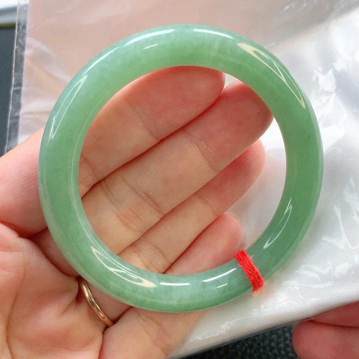 未镶嵌手镯翡翠52圆