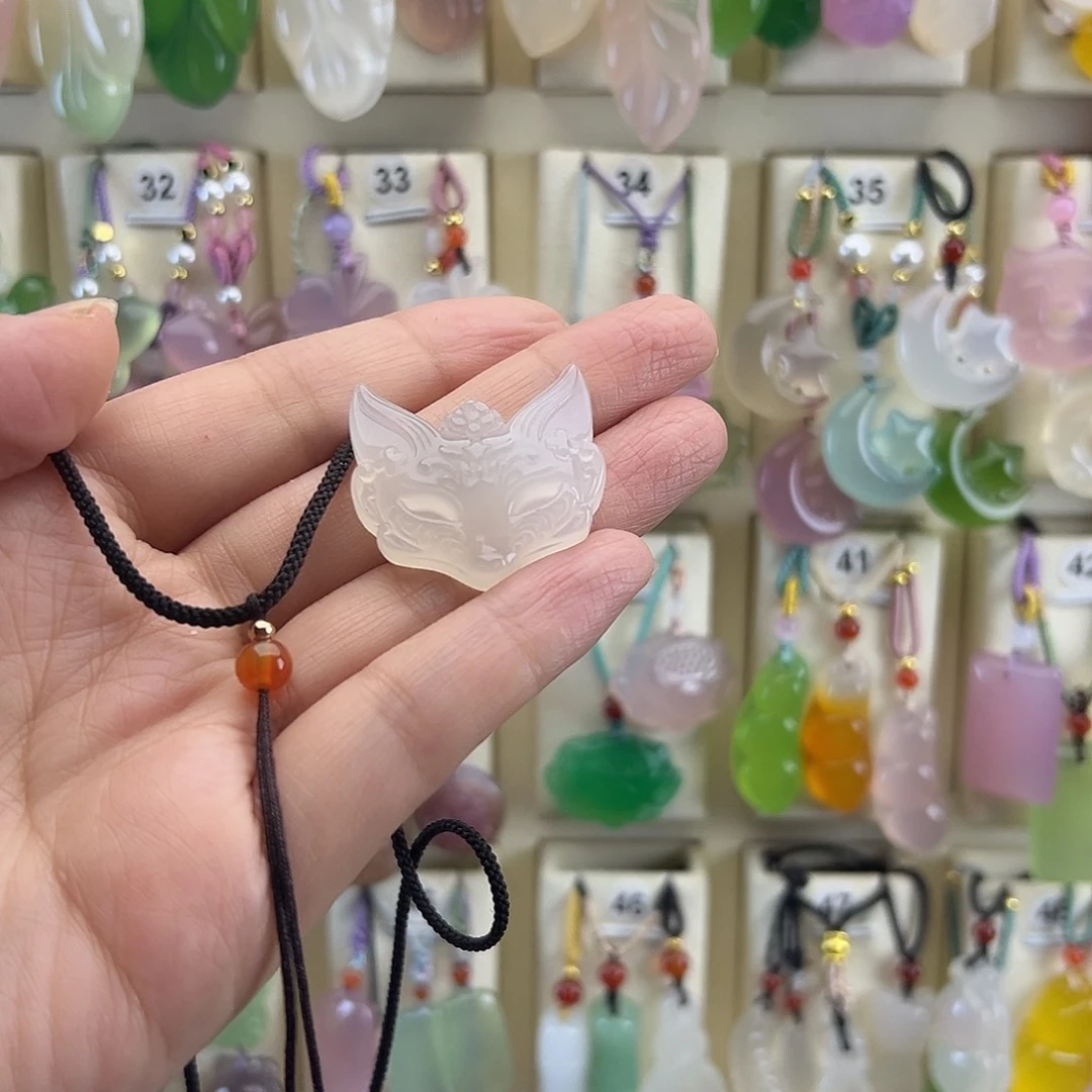 遇****玛瑙/玉髓未镶嵌颈饰