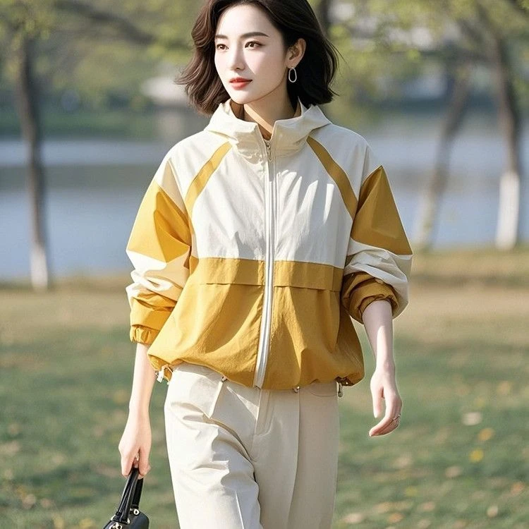 2025春夏女装韩系休闲百搭独特超好看高级感黄色薄款冲锋衣外套女