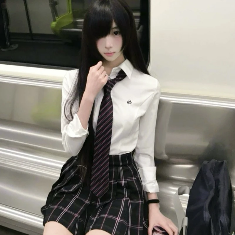 小澈/本治高等原创衬衫校供感白色收腰长袖jk制服开春短款优等感