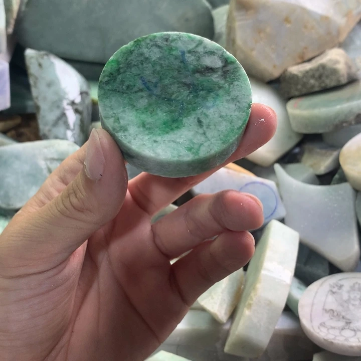 裸石翡翠21号特色镯芯
