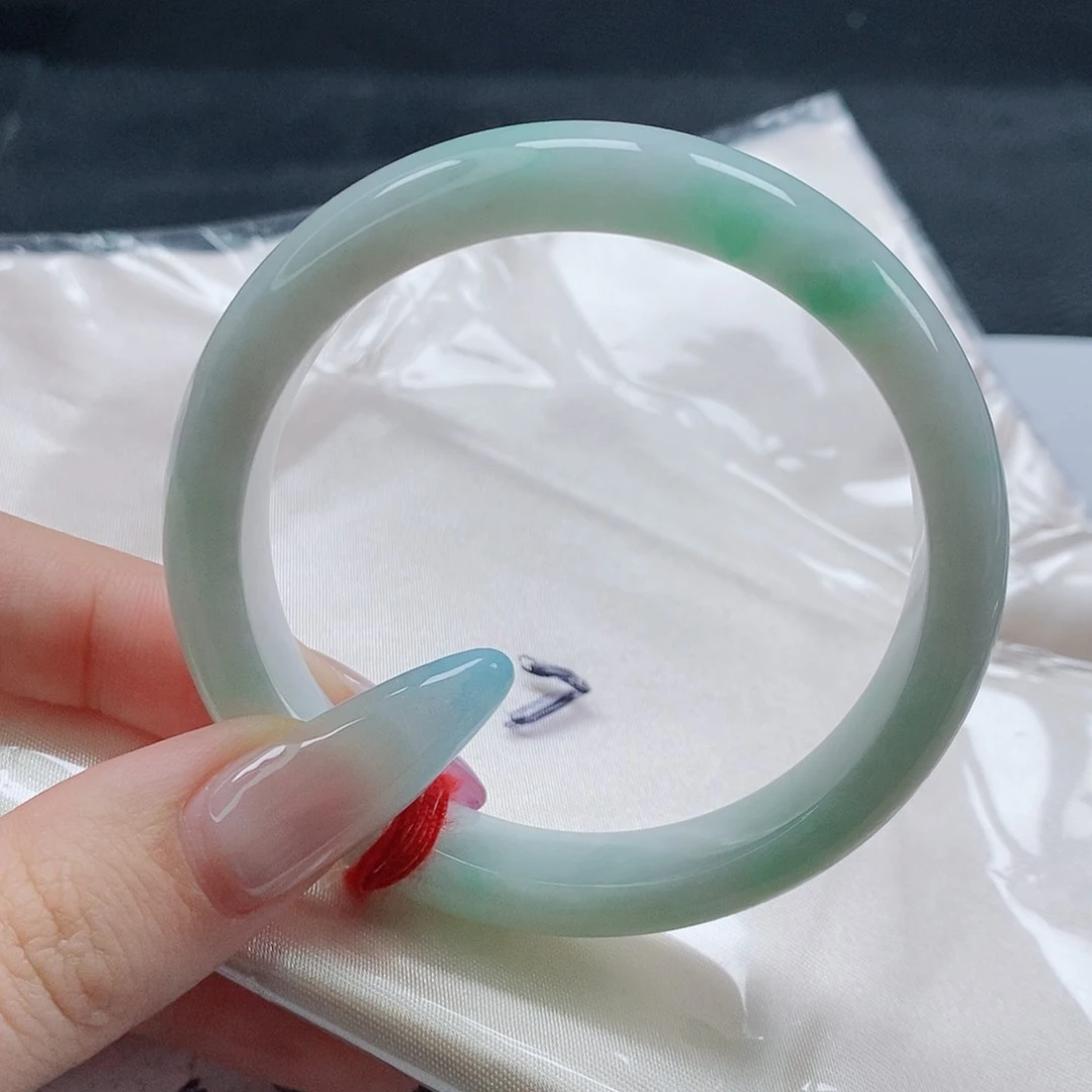 【闪购商品】未镶嵌手镯翡翠590号