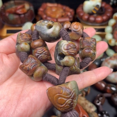 岫岩河磨玉（透闪石质玉）手链未镶嵌用****7