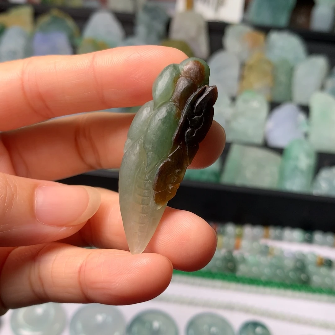 未镶嵌定制翡翠翡翠
