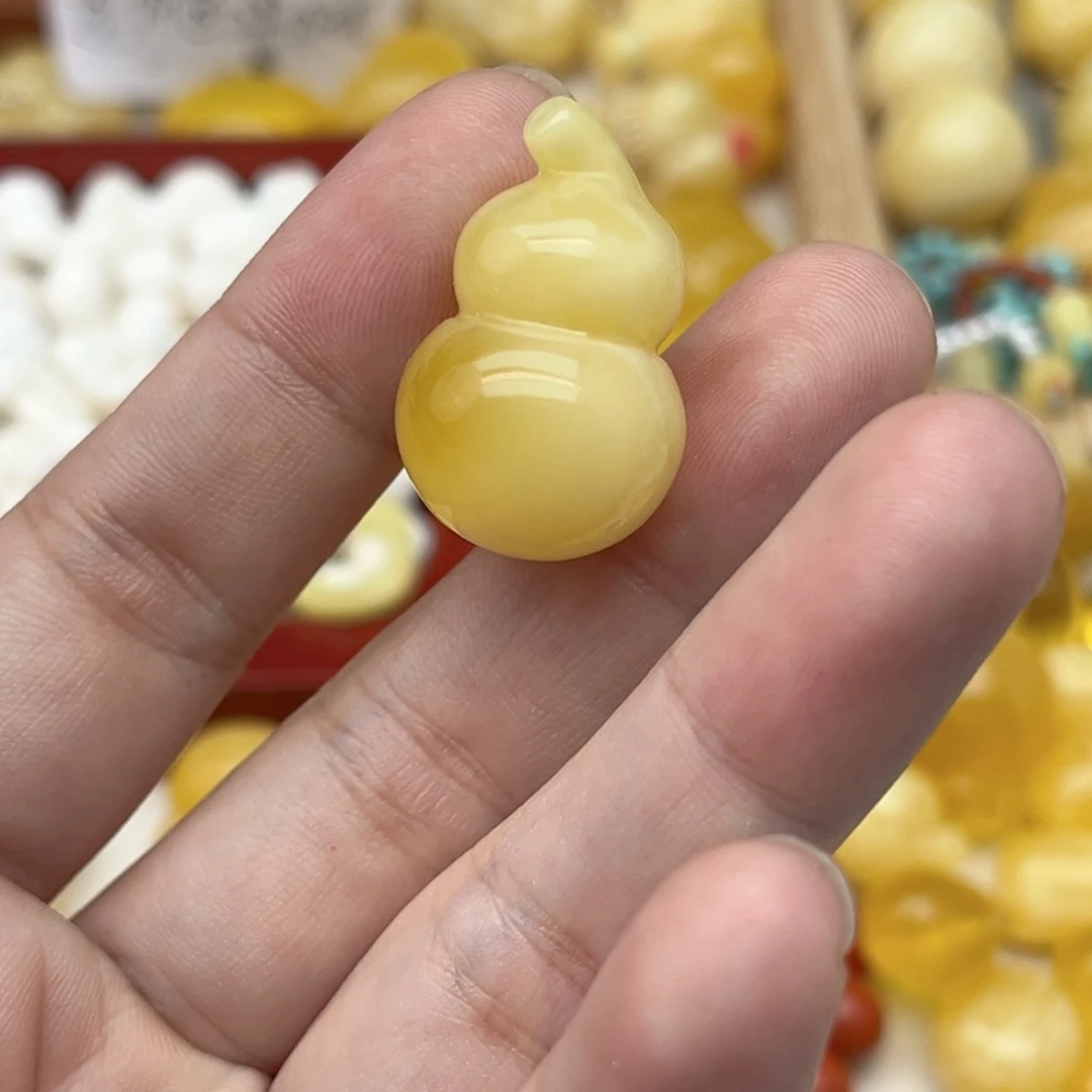 裸石蜜蜡未镶嵌配饰