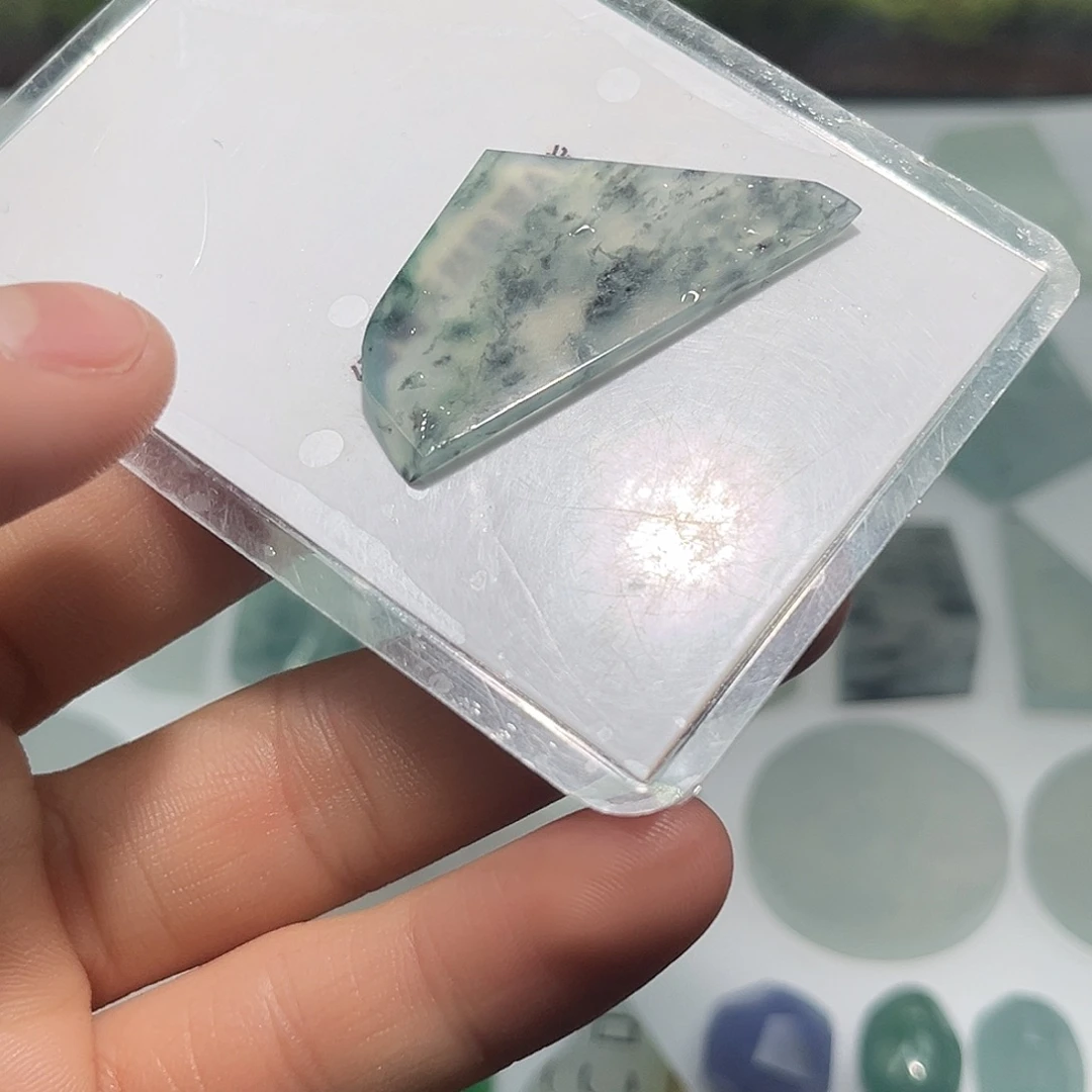 翡翠未镶嵌颈饰35789