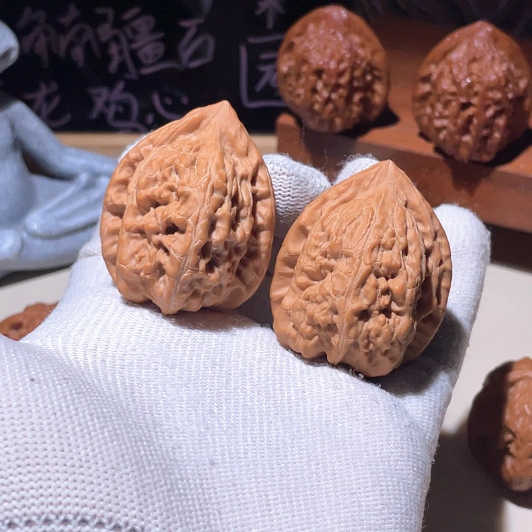 把件文玩核桃赤龙3593，3637