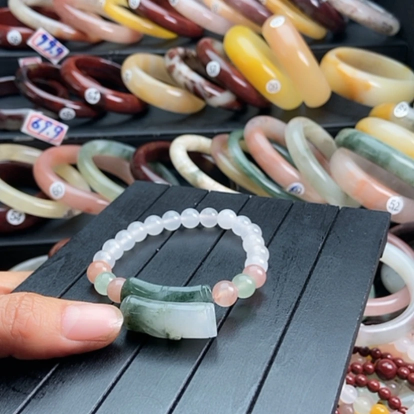 【闪购商品】石英质玉手链未镶嵌浔**棠